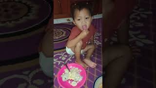 Dara Aprilia usia 2thn lebih...