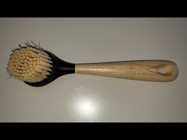 LODGE 10 inch Scrub brush REVIEW 