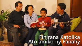 Video thumbnail of "Ato amiko ny fanahy - Hira Katolika"