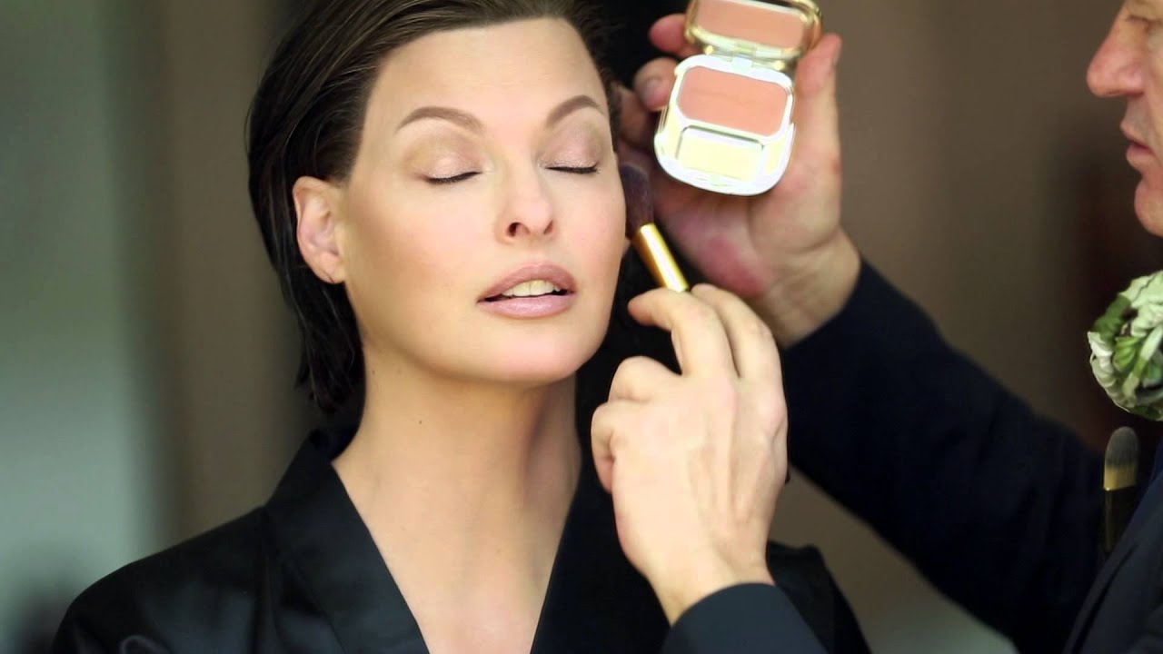 DOLCE&GABBANA The Lift Foundation Campaign Behind The Scene Video