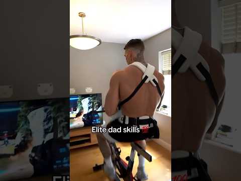 Dad multi-tasking skills on 100 😂💪