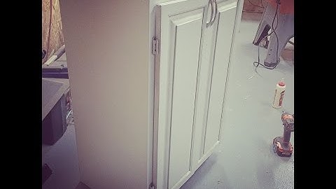 SketchUp 2014 How To: Base Cabinet & Raised Panel Doors