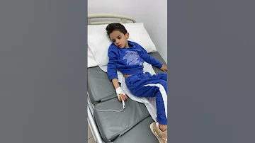 تومي ياخذ ابره 