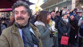 FLASHMOB "Brindisi" da La Traviata - Coro Lirico "Città di Faenza"