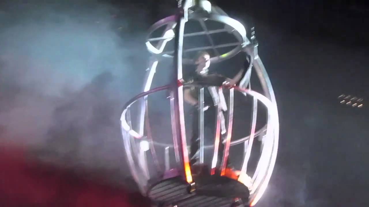 Justin Bieber-Up  live in Berlin HD