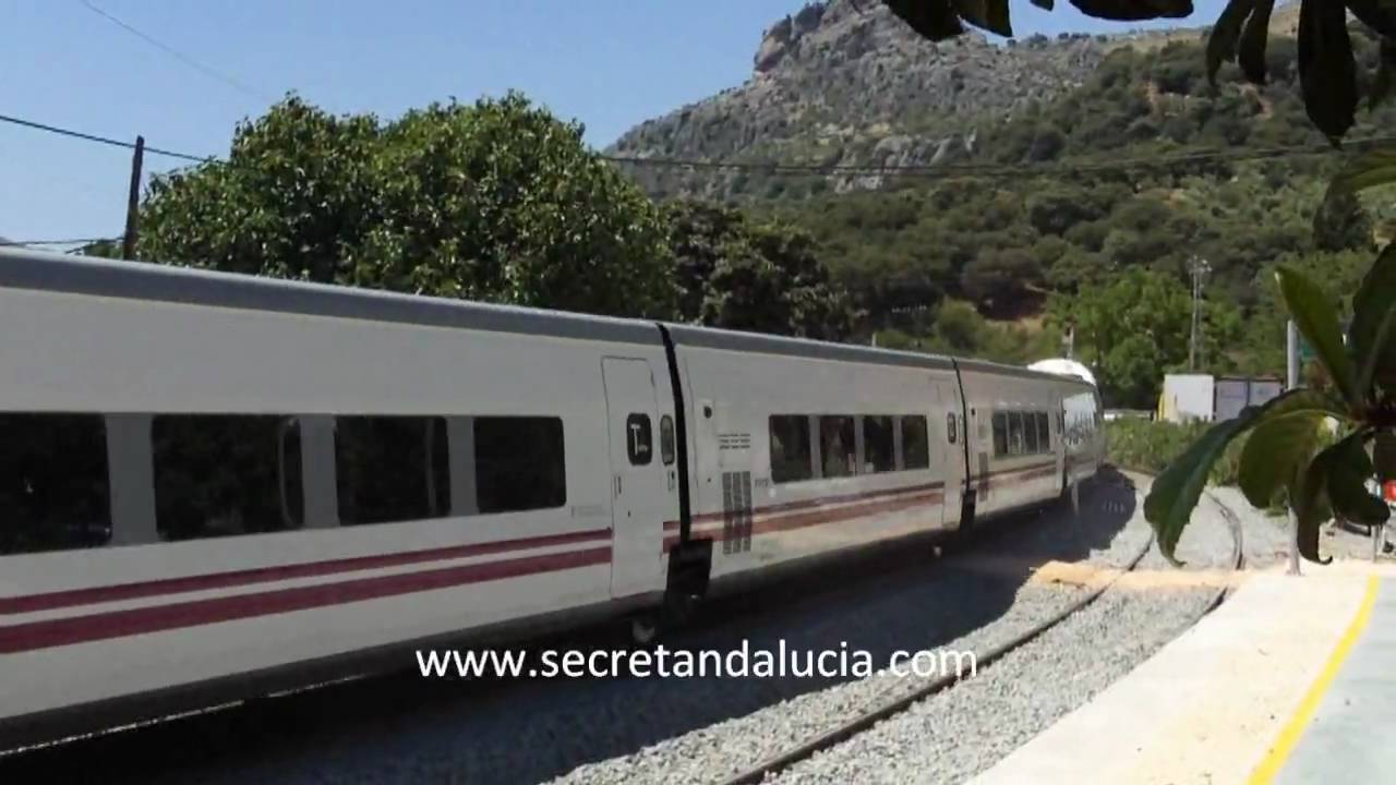 Benaojan Montejaque railway station - Altaria train