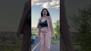 Ya Tutarsan Kızlarımı