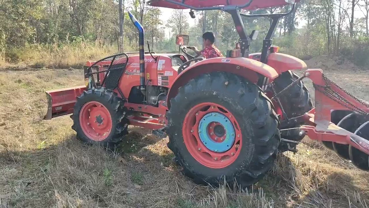 เด็ก6ขวย ขับรถไถ M6240