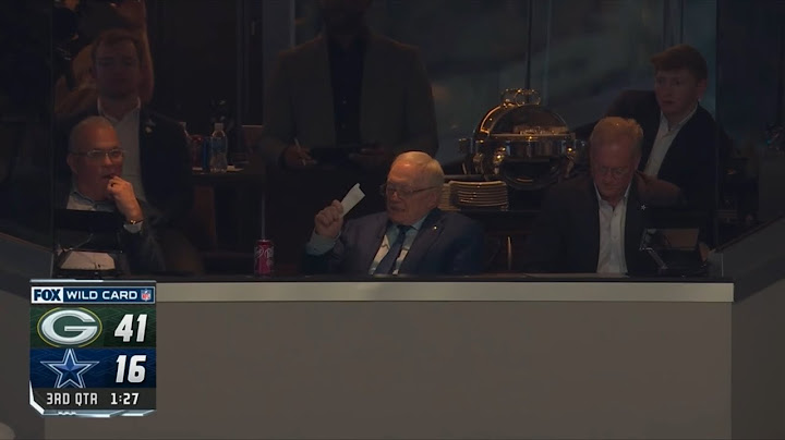 Jerry Jones watching Green Bay Packers scoring 41 points vs Cowboys | NFL playoffs wild card 😂💀