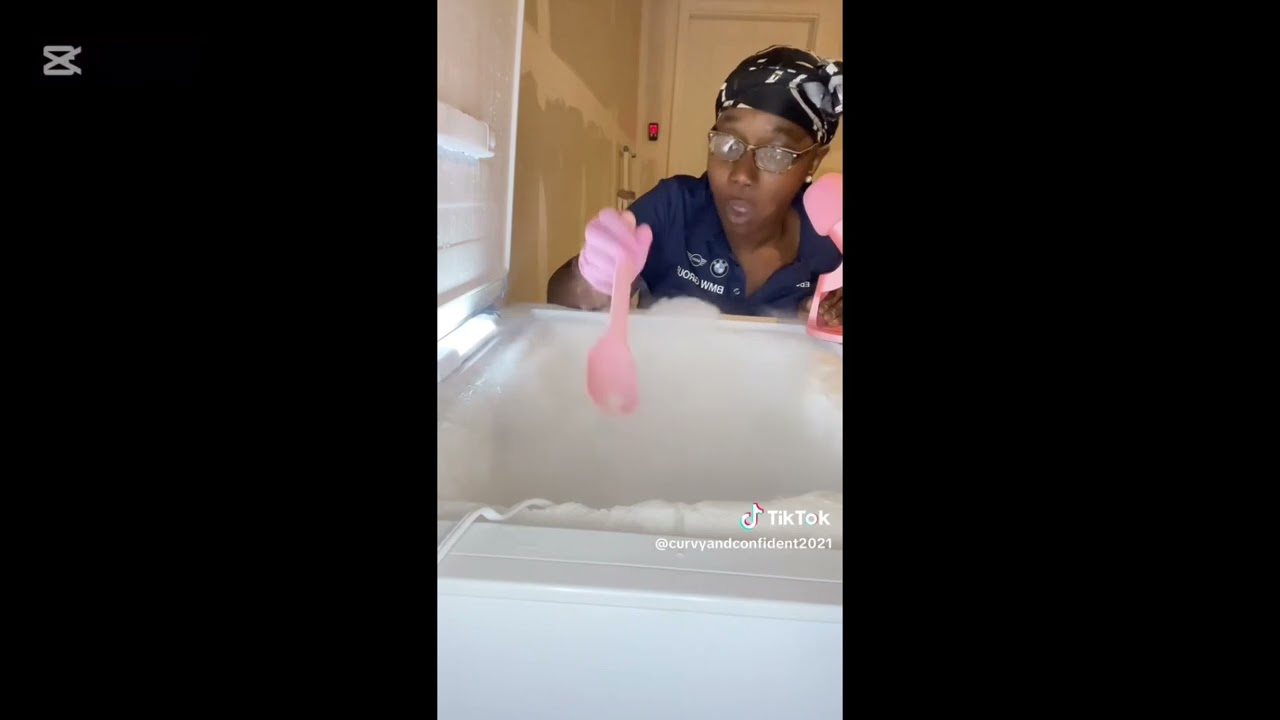 Ice eating TikTok compilation 🥶🥶🧊