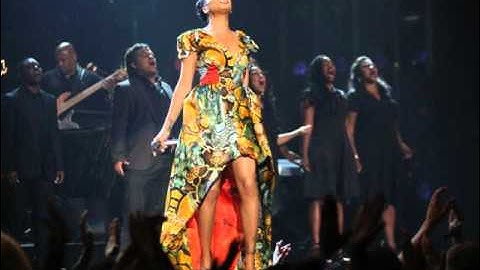 Monica and Brandy BET Award Whitney Tribute