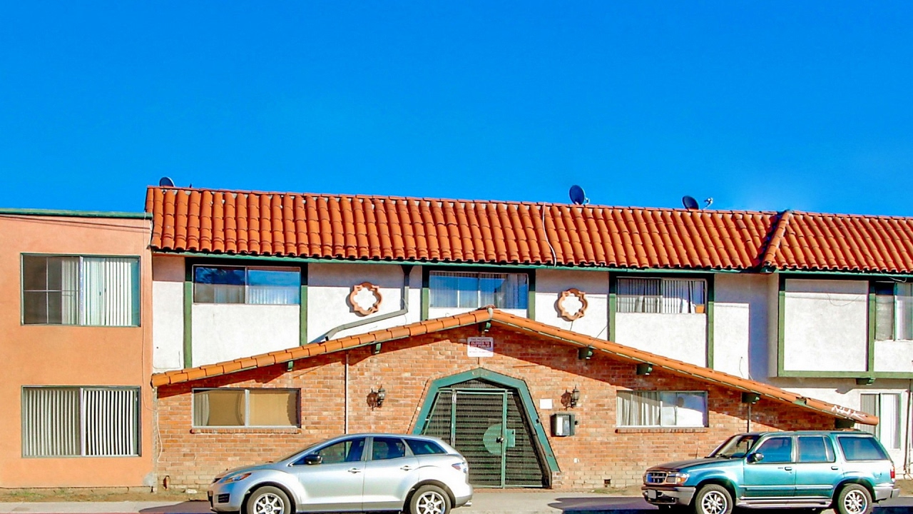 Sepulveda Landmark - 9250 Sepulveda Boulevard, North Hills, CA 91343