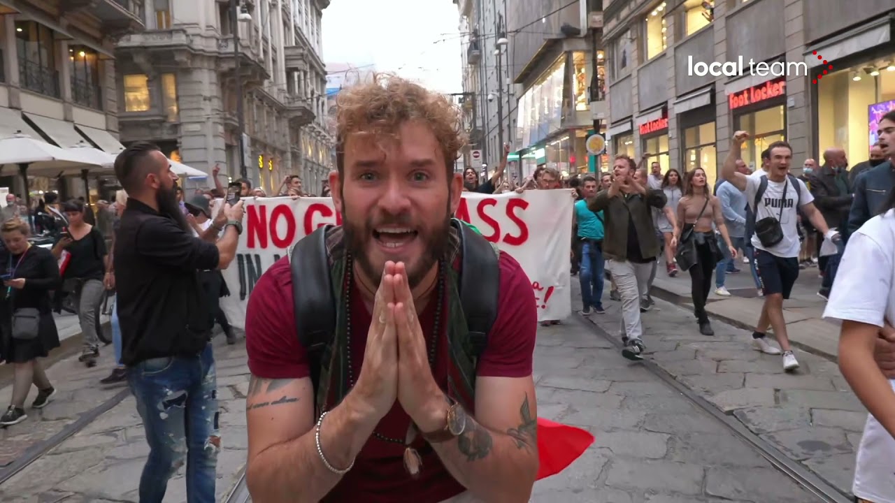 No Green Pass, univeritari in corteo a Milano