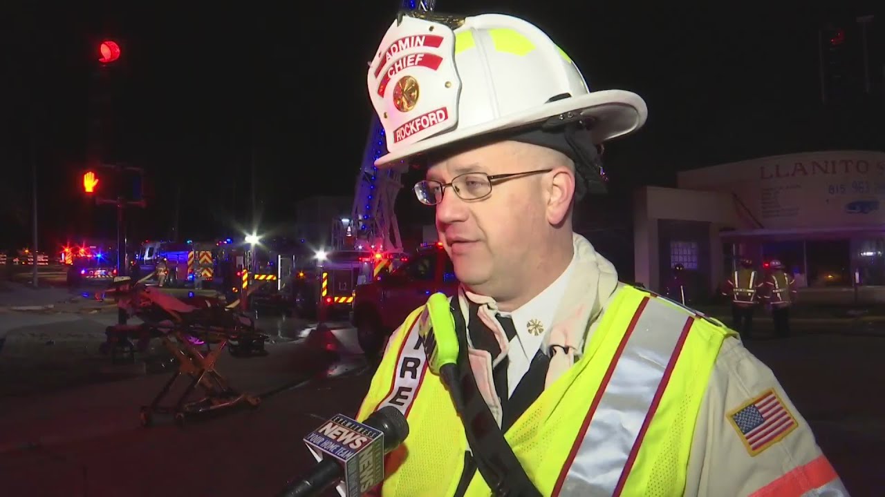 Firefighters fight fire at S. Main auto repair shop - YouTube