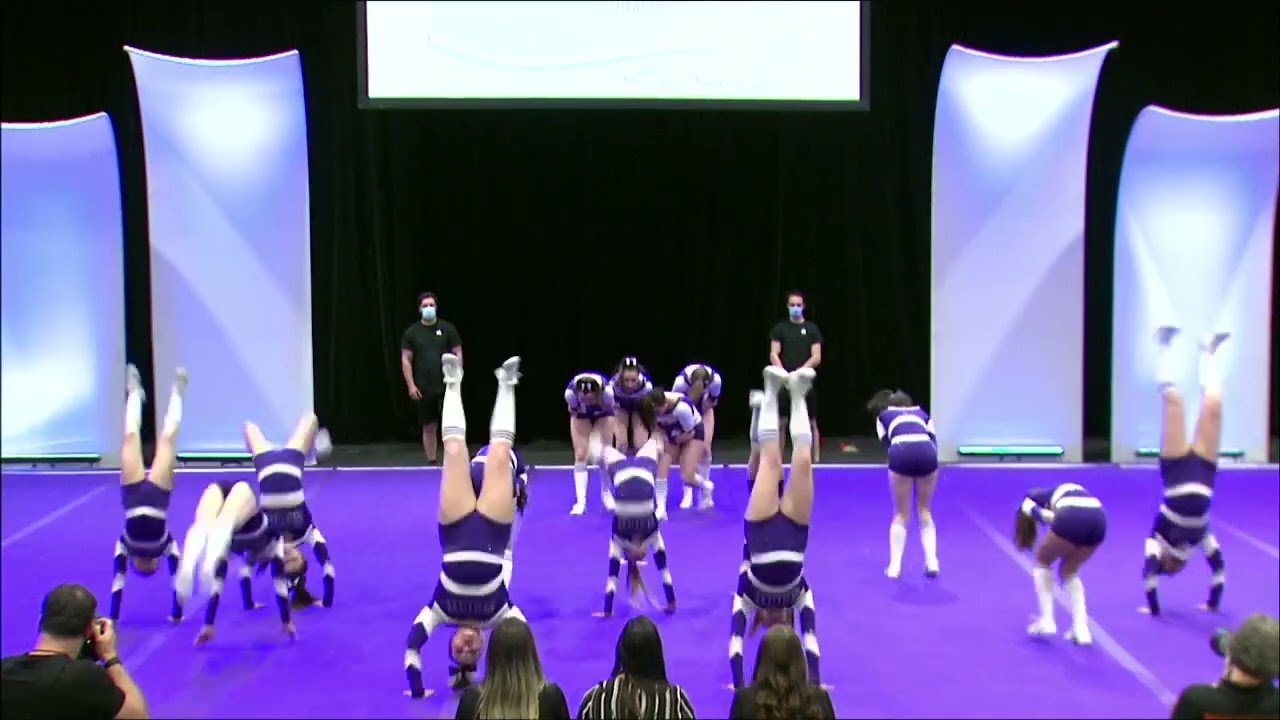 Spirit Cheer 07 - Revolution - U17 L2