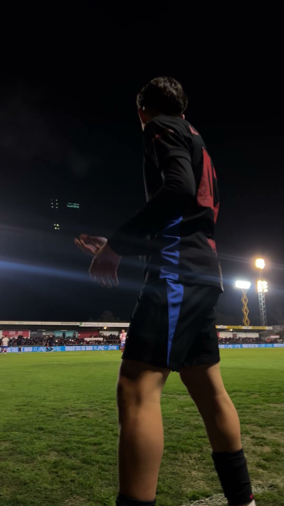 Up close and personal with Toni Fernández ? #fcbarcelona #shorts