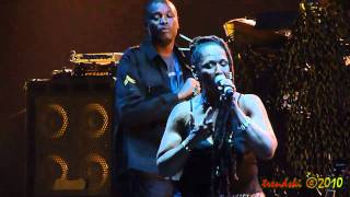 Thievery Corporation - Originality (Live @ Gibson Amphitheatre) 11/07/10