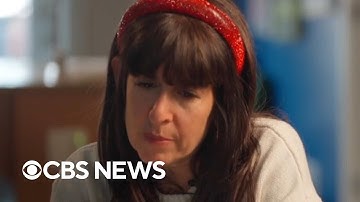 Trump voter helps immigrants in Chicago avoid deportation amid ICE crackdown