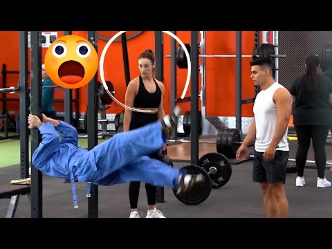 Crazy Girls In Anatoly Gym Prank!!