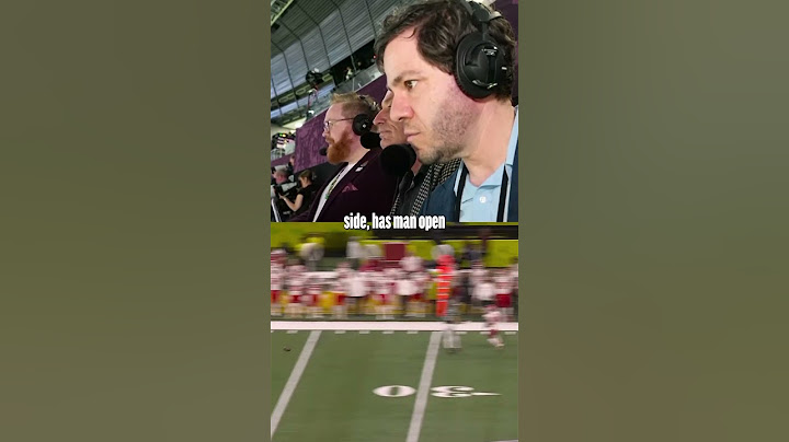 TalkSport radio commentary of this @eagles pick-6 is 🔥 #nfl #superbowl #nflukireland