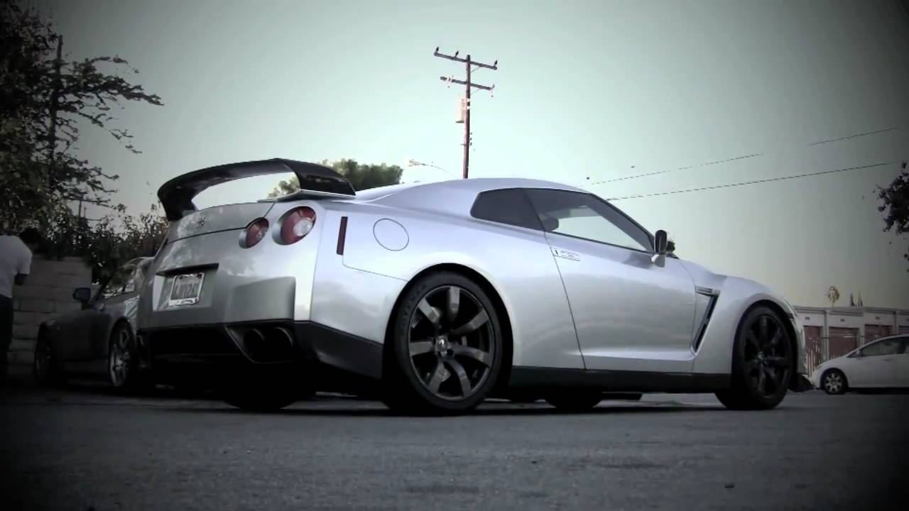Password JDM R35 GT-R Ultimate Exhaust Sound Clip Two - YouTube