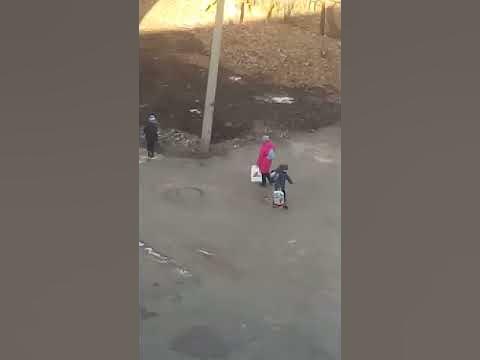 Школьники ебутся - YouTube