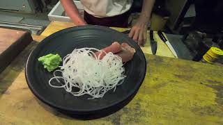 Eating raw Fish, Hajime Sushi