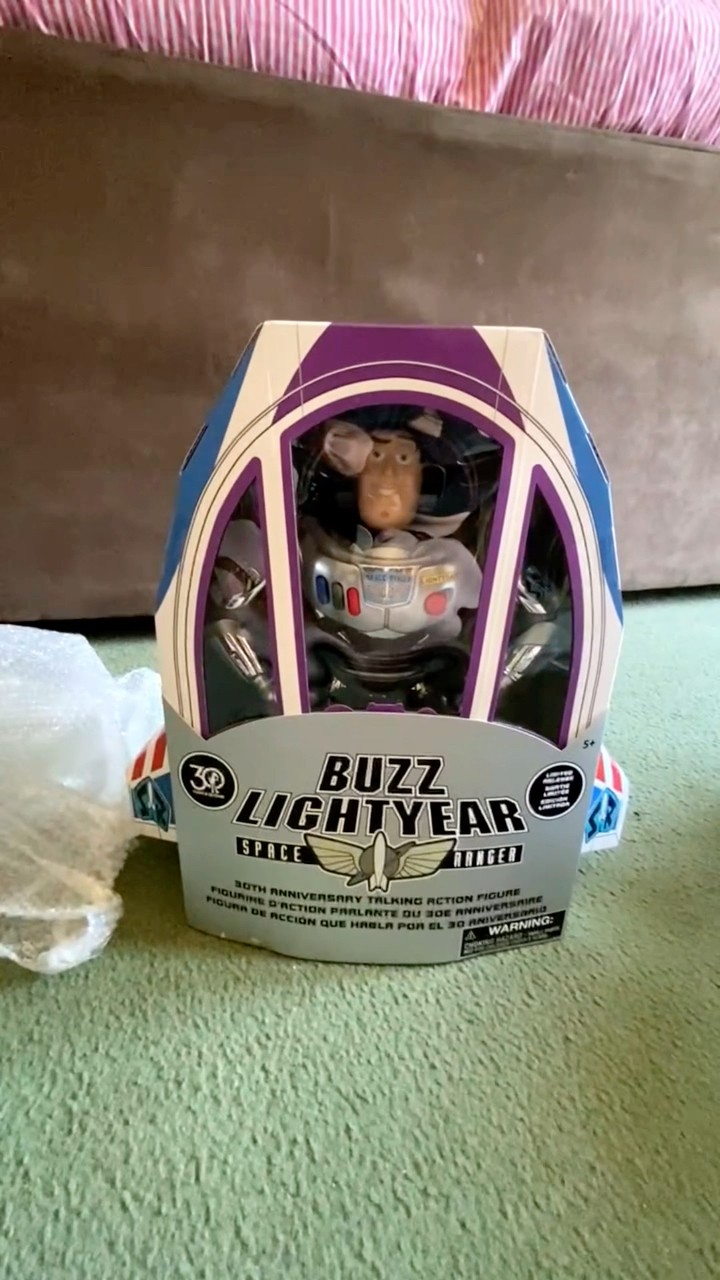 初期物 超希少 ポルトガル語パッケージBuzz Lightyear フィギュア YouTube