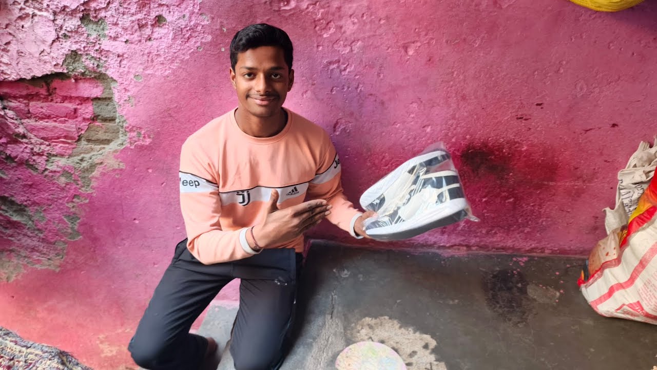 Finally new shoes Le Liye😍