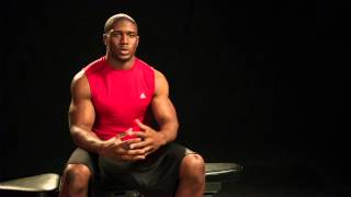 Reggie Bush Talks To Vstrator