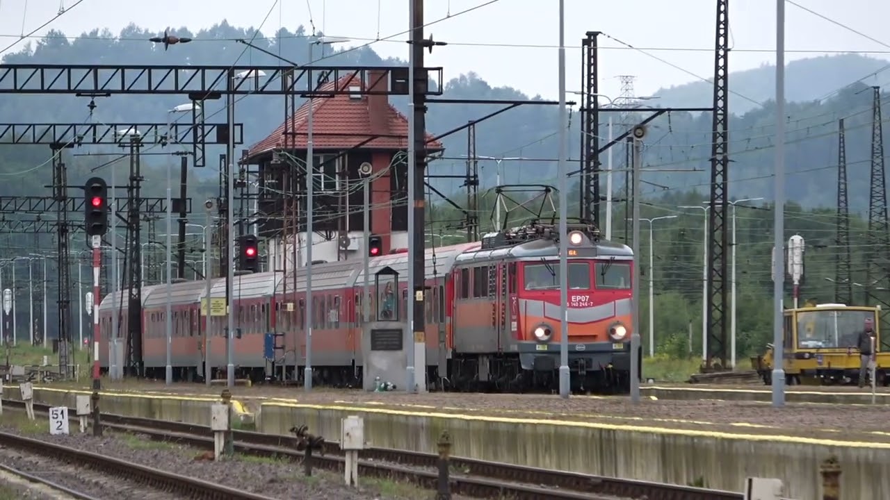 Wałbrzych Główny i Regio Kamieńczyk zapowiedź z megafonu📢