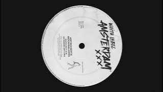 Astrohertz - Moonwalking