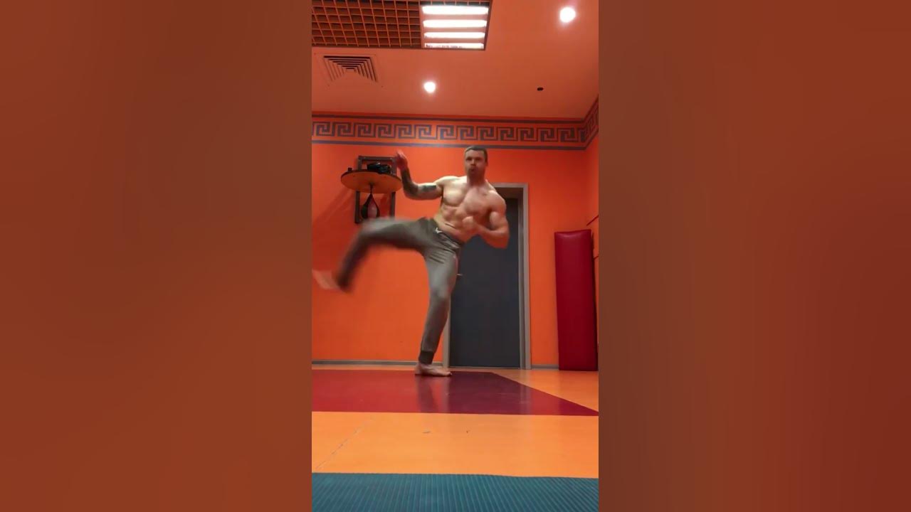 Удар карате хидзанмегери