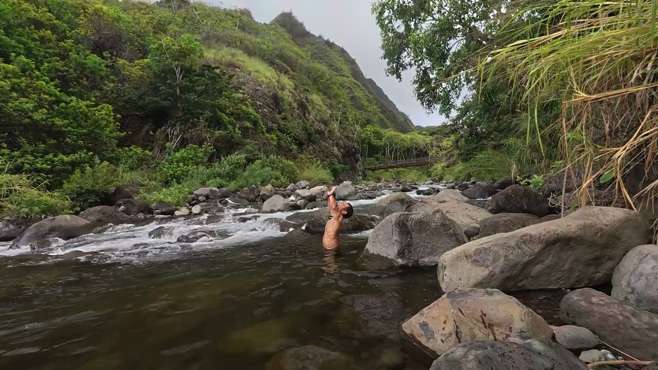 2025-12-31 [We] 09-35 Swimming in cold river