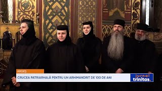 Crucea Patriarhală pentru un arhimandrit de 100 de ani