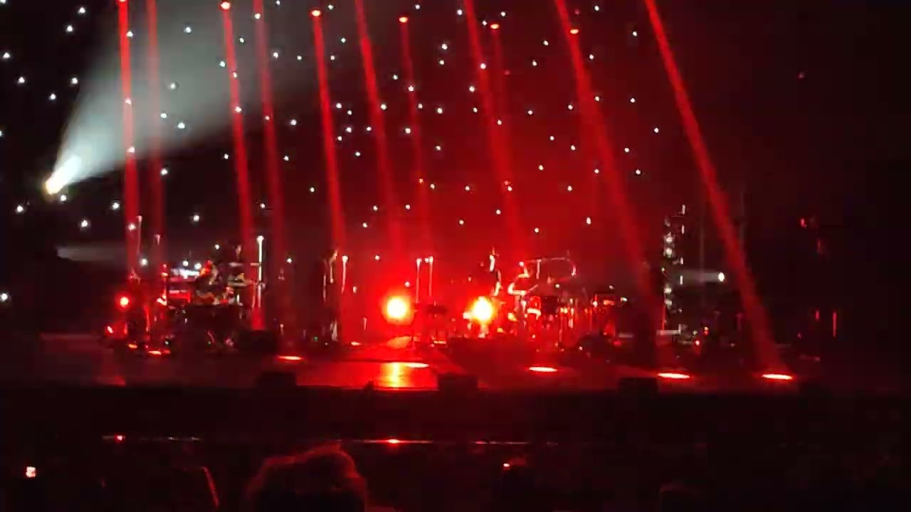 L'amore capita @NiccoloFabi, teatro Arcimboldi, Milano, domenica 12 ottobre.