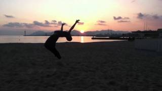 Flash kick attempt