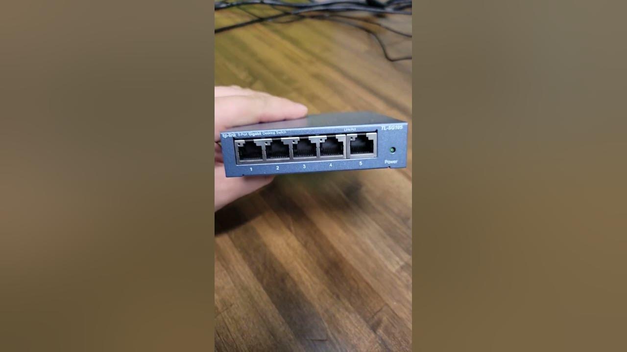 what-is-an-unmanaged-switch-a-core-1-220-1101-domain-2-2-youtube