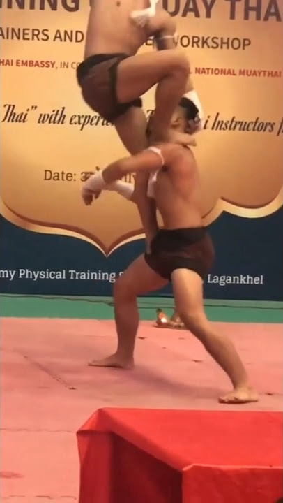 Elbow Skull Strike: Muay Boran Devastating Technique