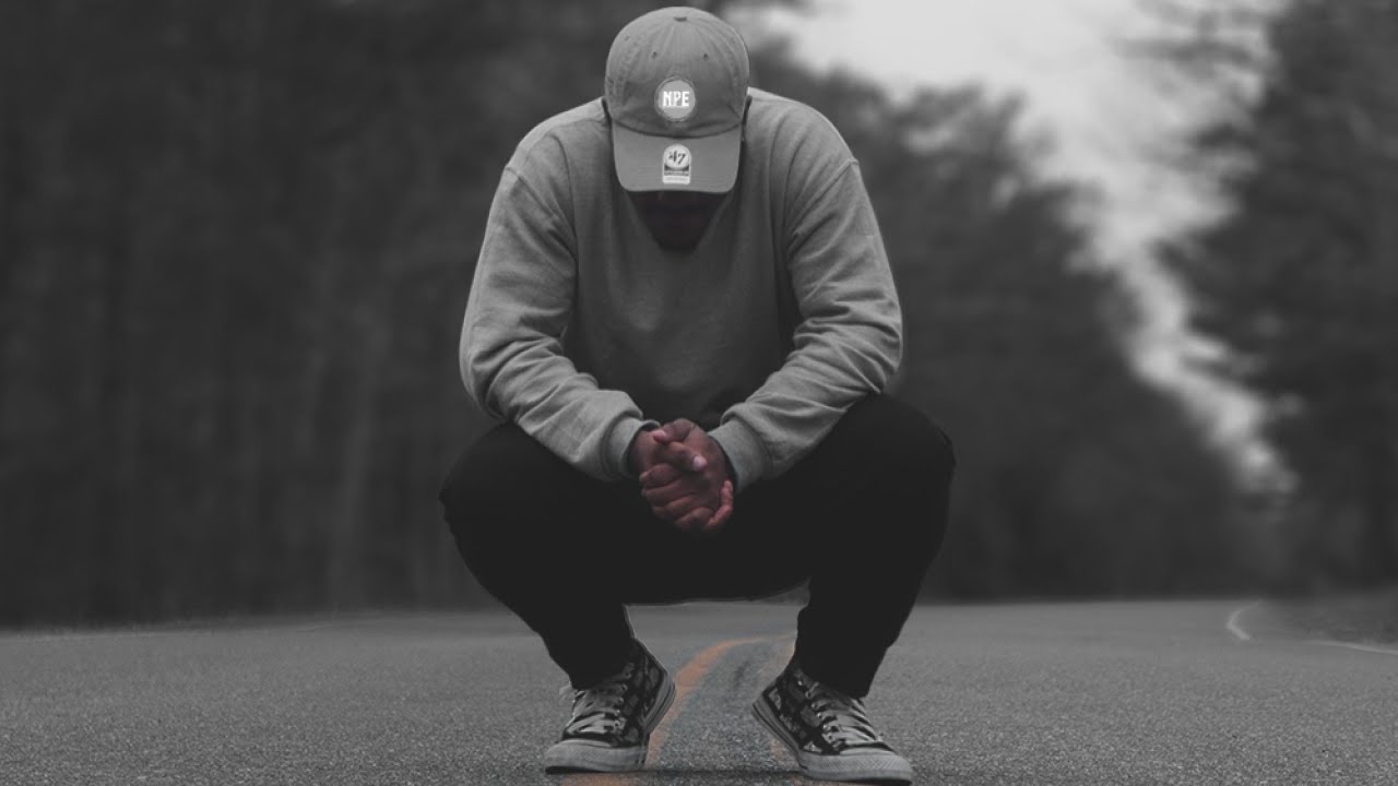 Glory (prod. ae beats) auf YouTube ansehen Glory (prod. ae beats) auf YouTube ansehen