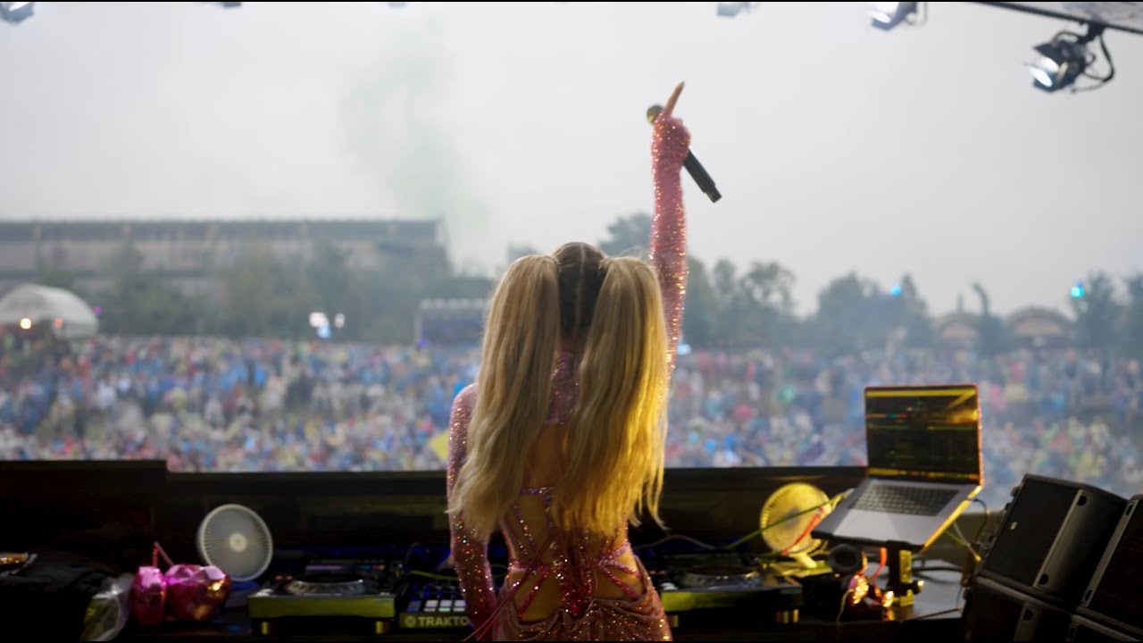 Paris Hilton Full DJ Set at Tomorrowland 2023