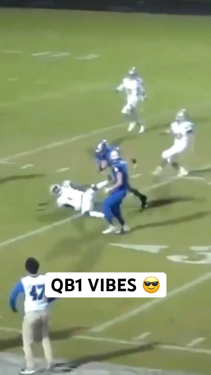 The QB POPPED him ?? #shorts