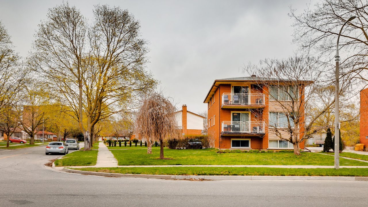 92 Confederation Drive, Kitchener YouTube