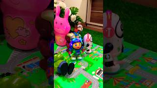 Battle dance hulk iron man panda dan bebek