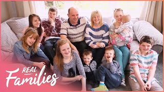 Dad Quits Job To Look After Supersized Family | 16 Kids And Counting | Real Families