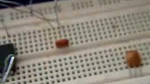 Nokia LCD with PIC Microcontoller scanning the LCD-matrix