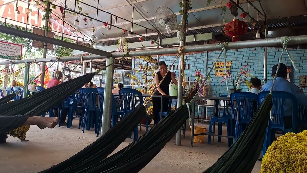 Độc lạ tiệm cơm 5k núi Bà Đen Tây Ninh