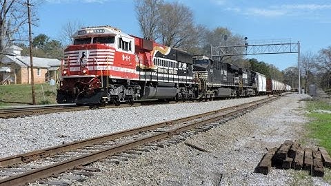 HD: NS 9-1-1 Honoring Our First Responders Unit leads NS Train 153 in Heflin, AL