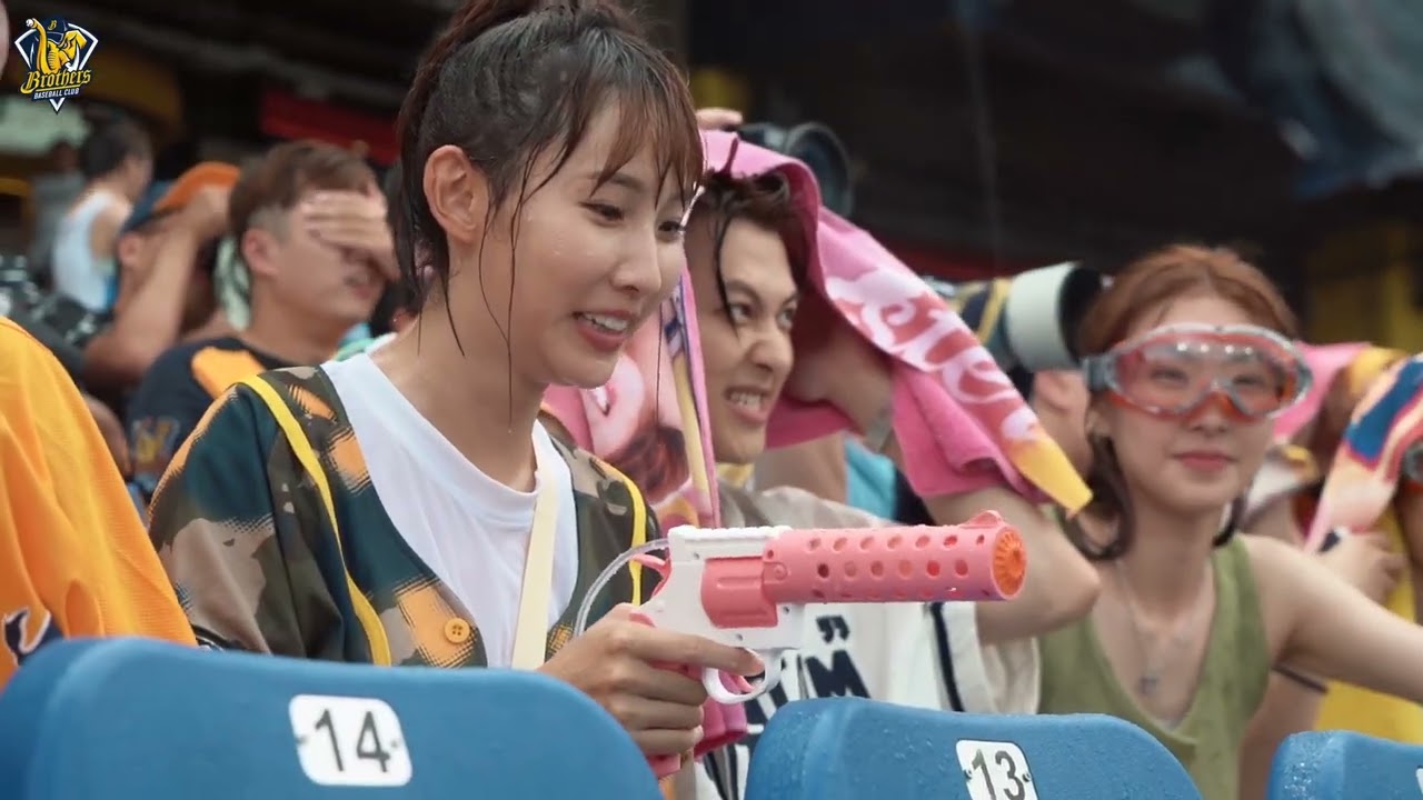 【2023花絮】粿粿涼水祭回娘家，PS姊妹們用滿滿的水熱情迎接囉！CTBC Brothers 中信兄弟