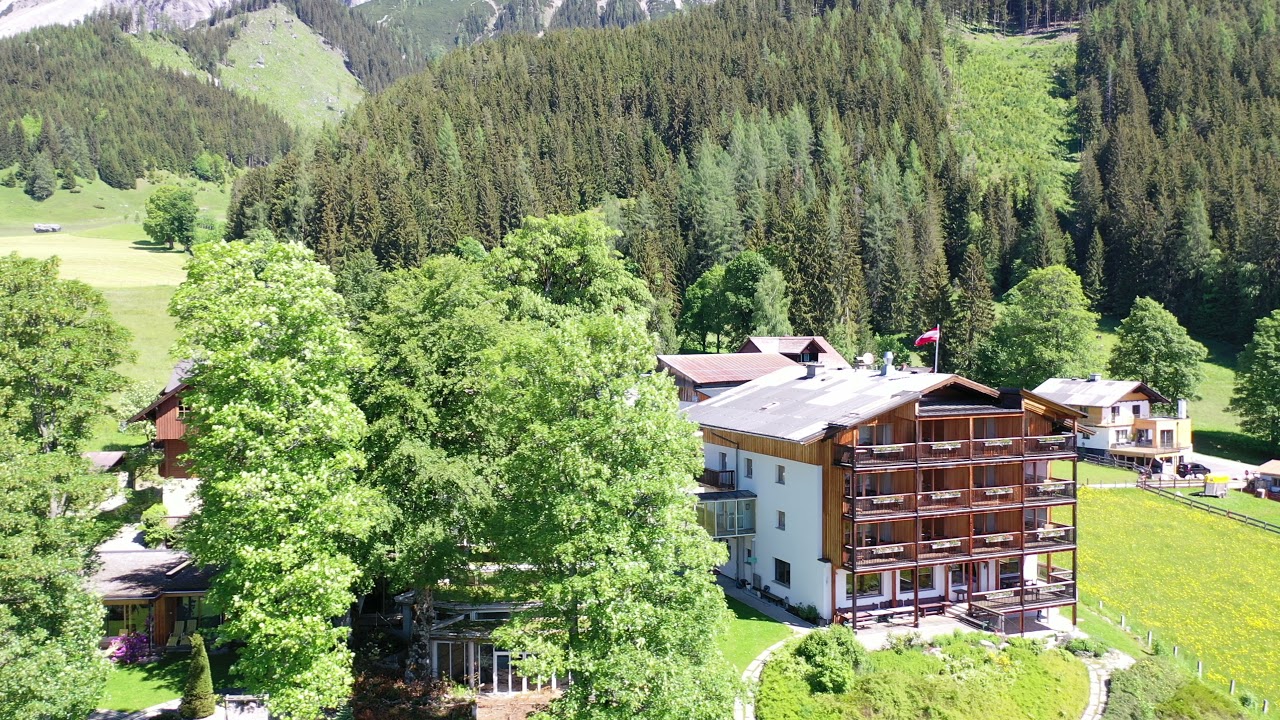 video BIO Villa Ramsauhof Urlaub in Ramsau am Dachstein Steiermark